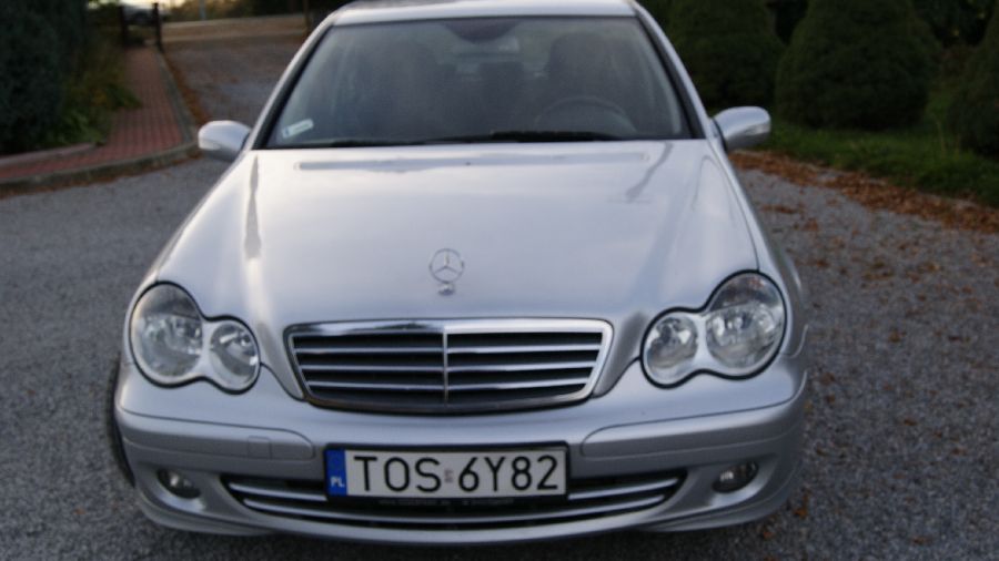 Mercedes-Benz C 220