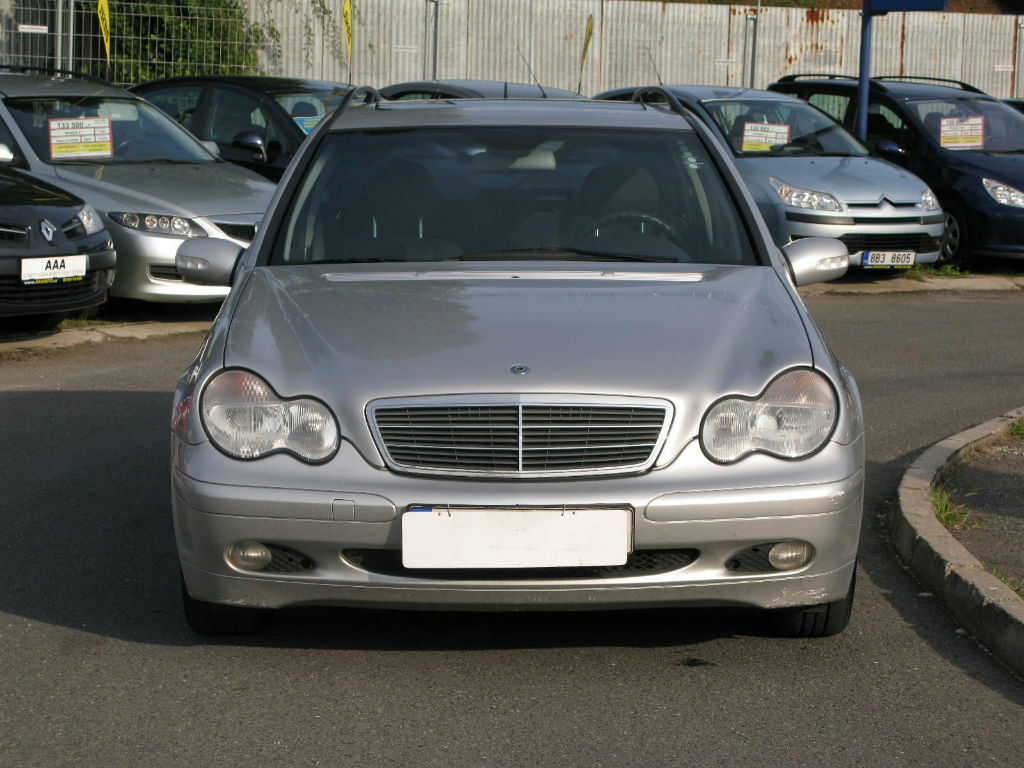 Mercedes-Benz C 220
