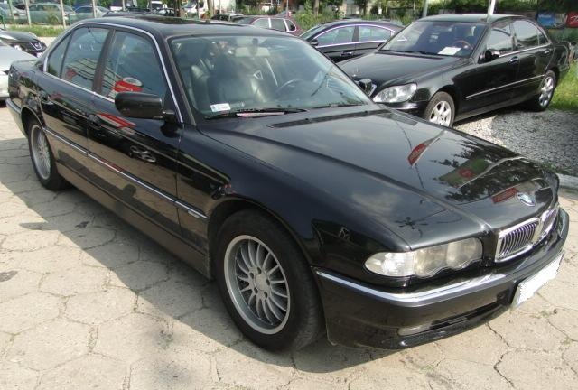 BMW 730