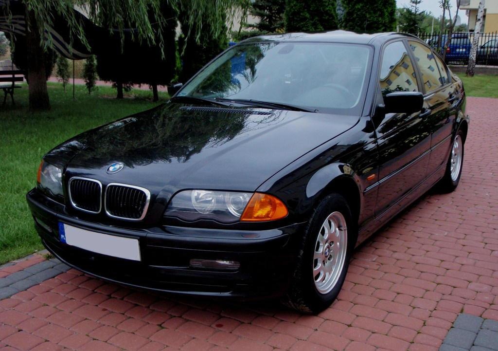 BMW 320
