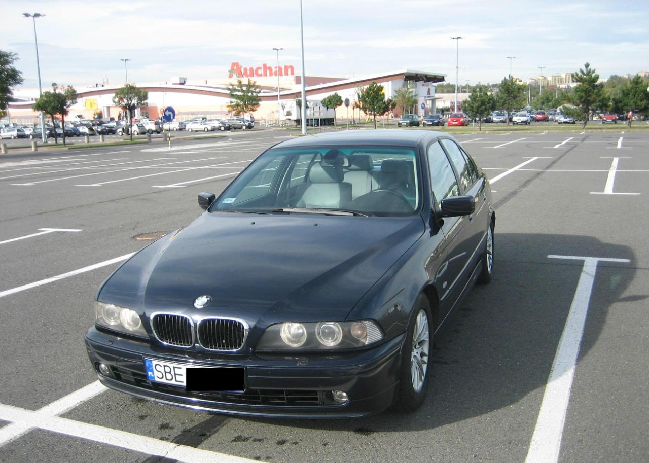 BMW 530