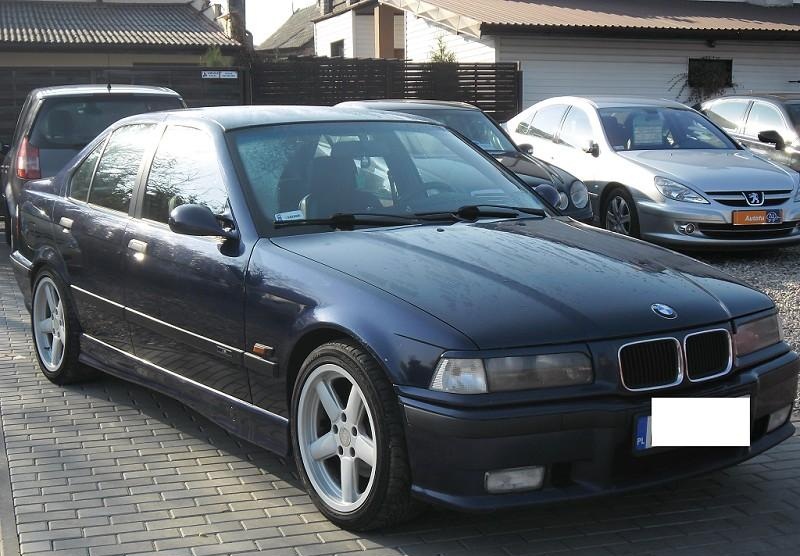 BMW 325