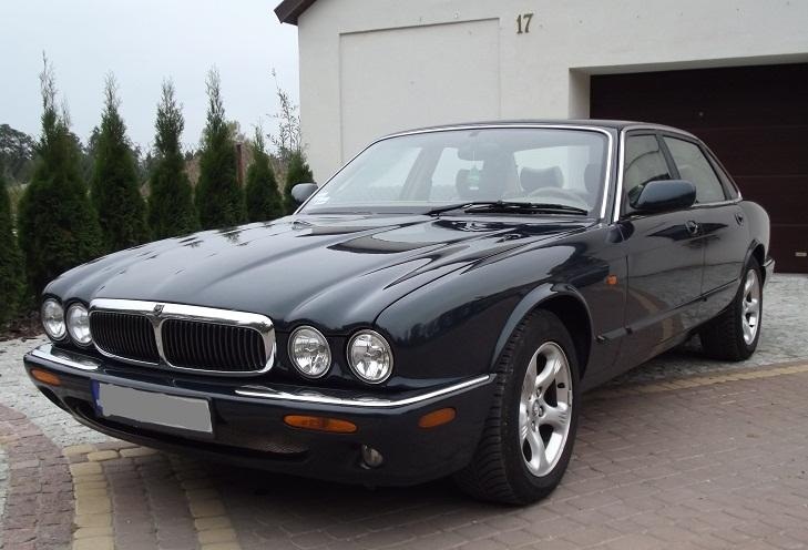 Jaguar XJ